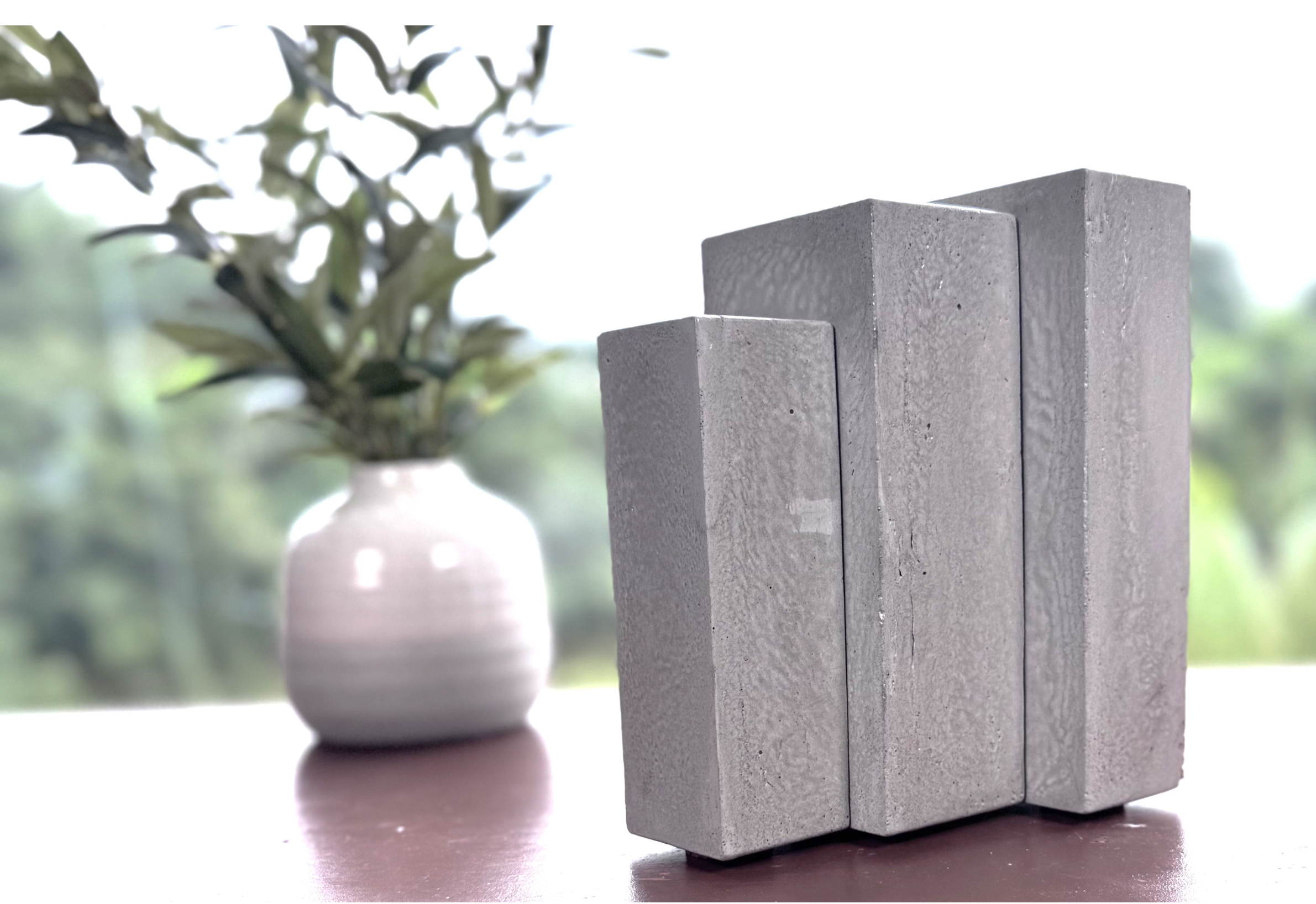 Wave Bookend – Flowing organic shape